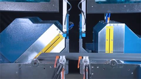 LJZ1-01-550X4200-High-precision 45° and 90° double-head cutting system