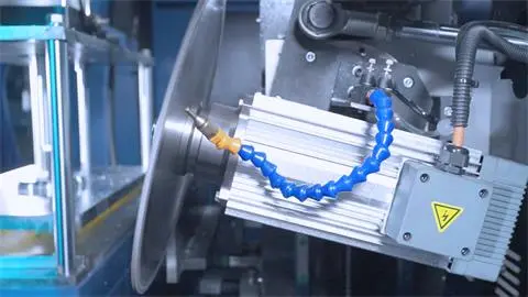 JH03-301A-Auto-rotating milling cutters