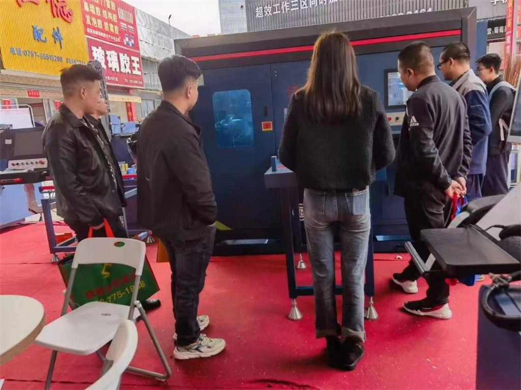 30 Years Manufacturer Direct Supply of Intelligent Aluminum Profile Cutting Machine and Intelligent Aluminum Profile Milling Machine 01