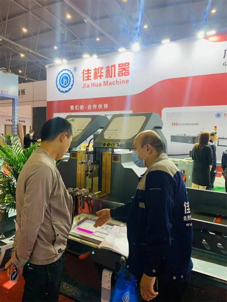 High Efficiency Aluminum Profile Processing Equipment Aluminum Profile Cutting Machine Copy Milling and Corner Crimping Solutions 02